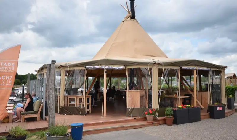 Eetcafé Lekzijde in de TIPI