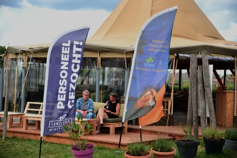 Eetcafé Lekzijde in de TIPI